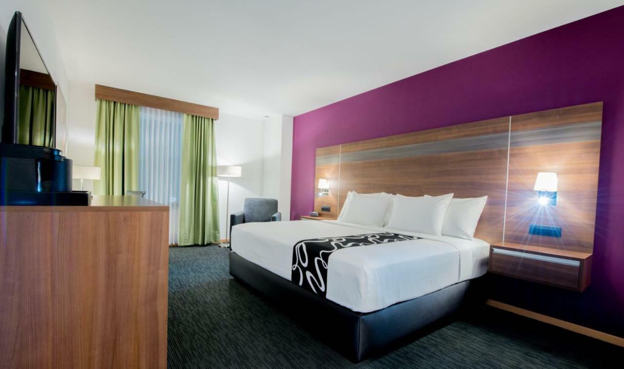 La Quinta By Wyndham San Jose Chiapa Puebla Hotel Buitenkant foto